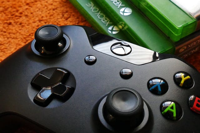 Come estrarre la chiave dai lettori lite dell'Xbox 360 per costruire un Pogo nella tua vita!